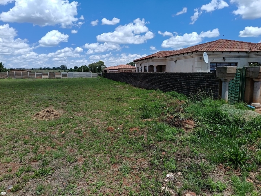 Commercial Property for Sale in Ellaton North West